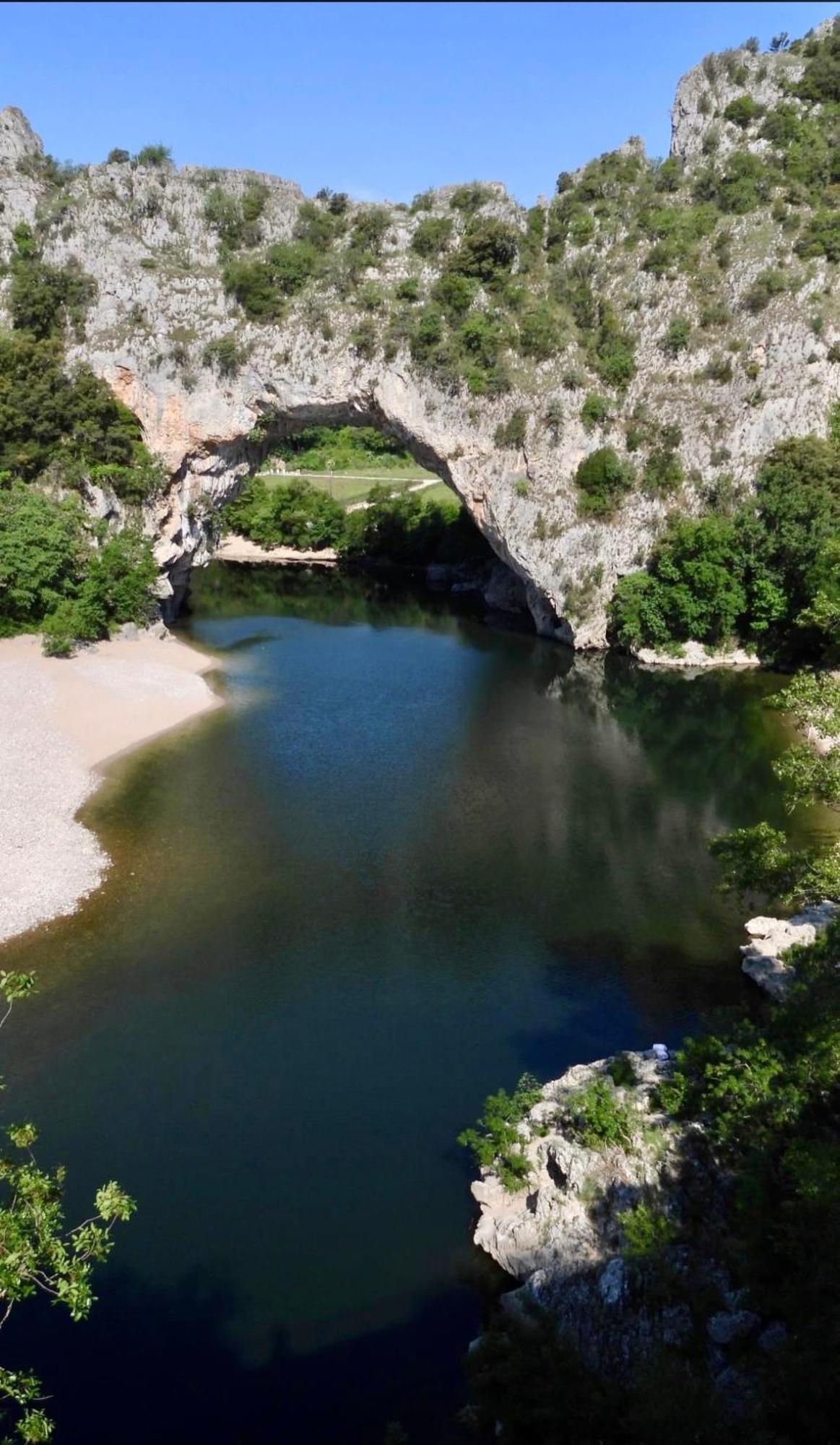 Vila Le Planzollais Planzolles Exteriér fotografie